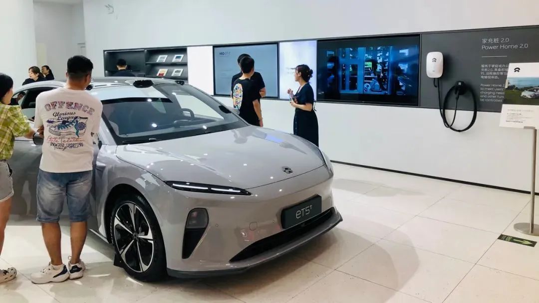 新能源车企扎堆商场“摆摊”,真有成效?