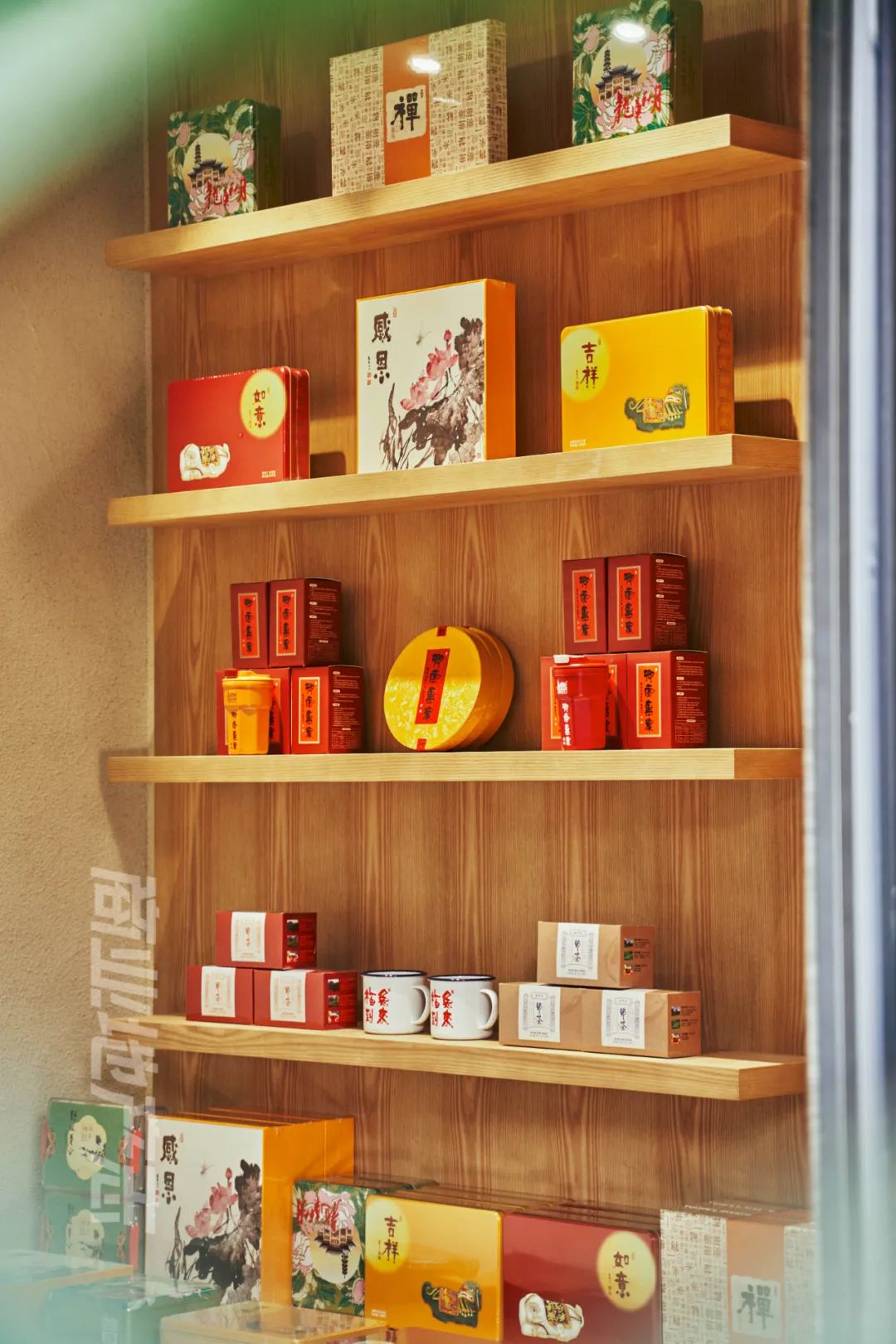 CRR百图斩|在沪上千年古刹旁,升腾起东方潮流新力量