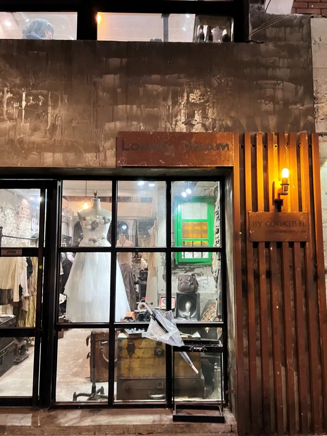 实探|2.5亿次小红书搜索量,东山口的风靡有哪些商业密码?