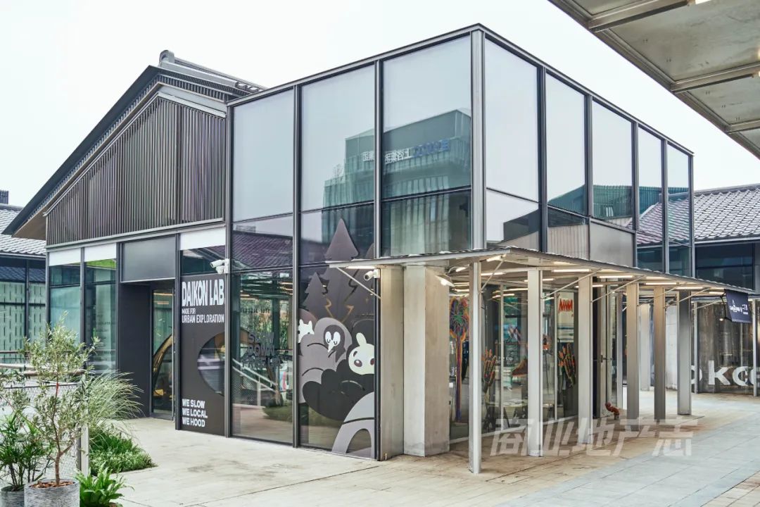 CRR百图斩|在沪上千年古刹旁,升腾起东方潮流新力量