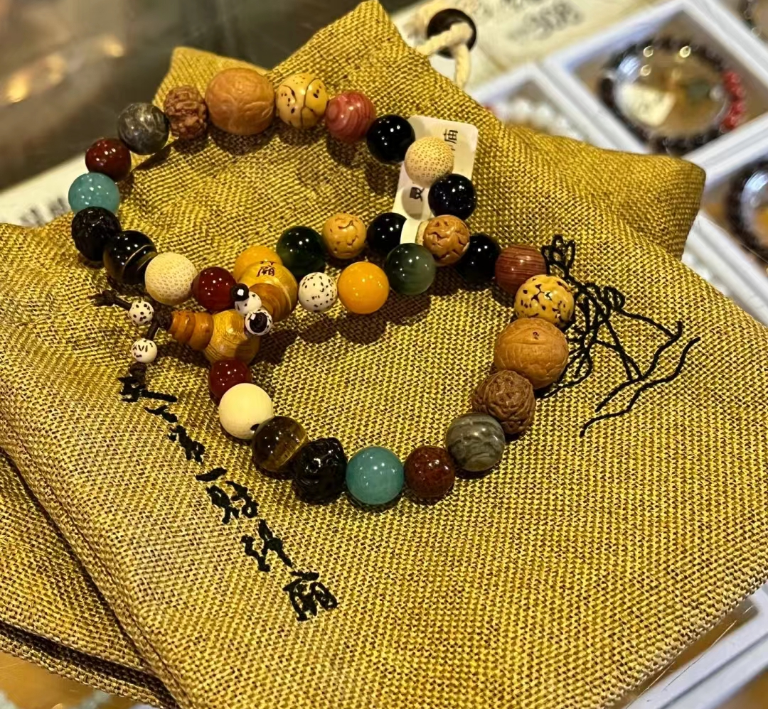 灵隐寺卖奶茶,玄学尽头是营销