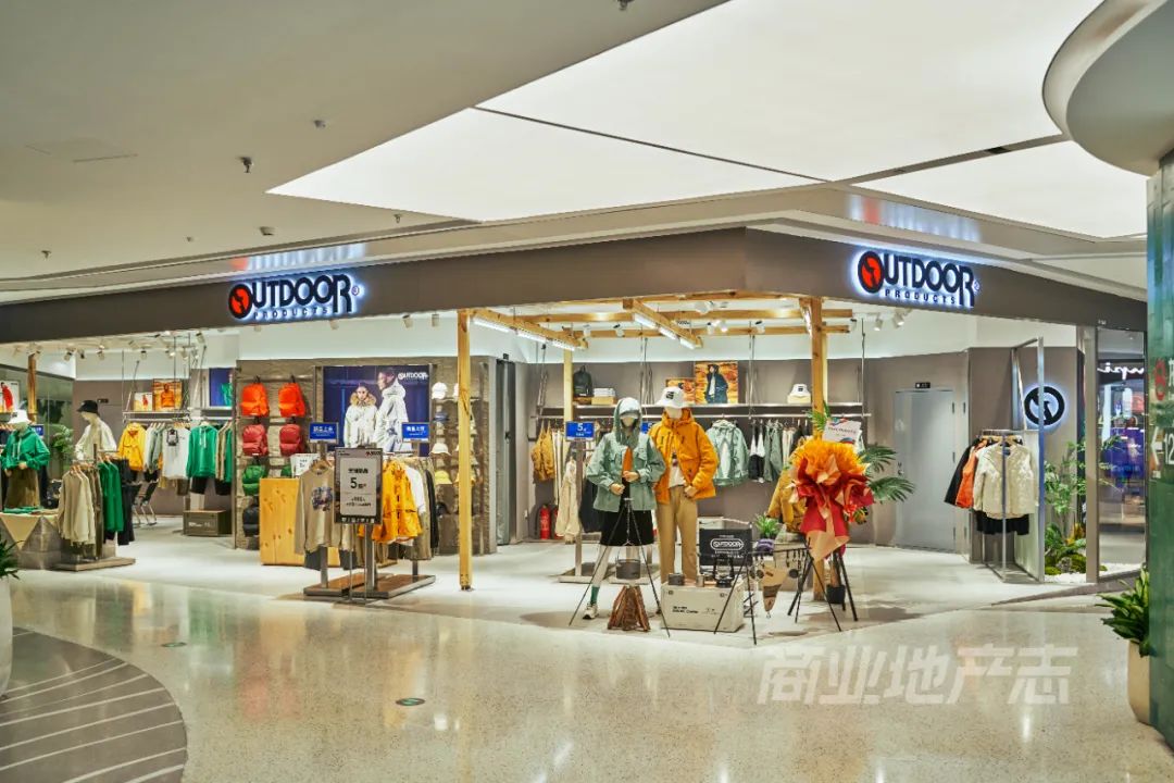 CRR百图斩|在沪上千年古刹旁,升腾起东方潮流新力量