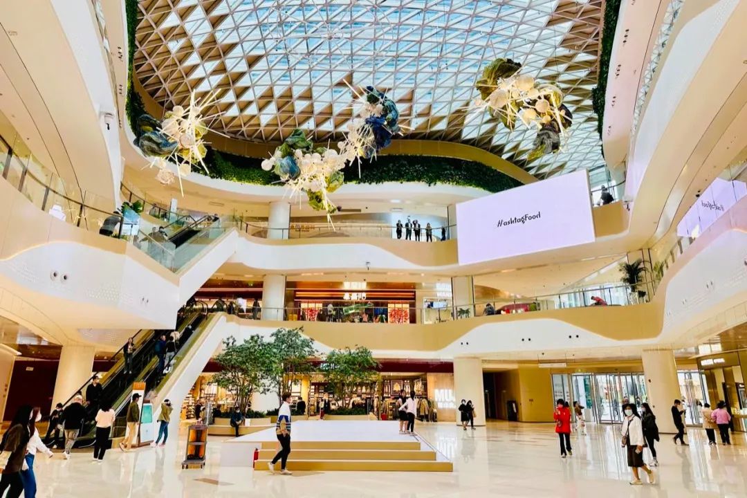 动作频繁、架构聚焦,今年或许是万科的「商业元年」