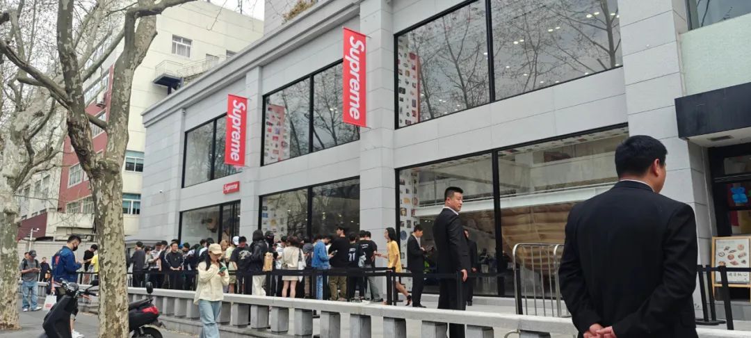 近半年首店大数据!233家时尚零售新店背后…