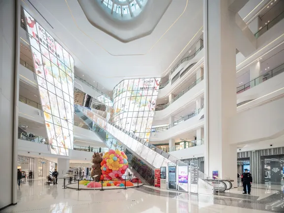 轻资产“新”图谱:万达华润们火力不减,但钱不好赚