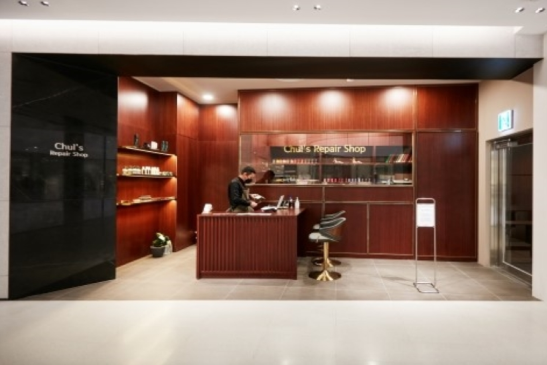 韩国年轻人,为何愿意重回商场?