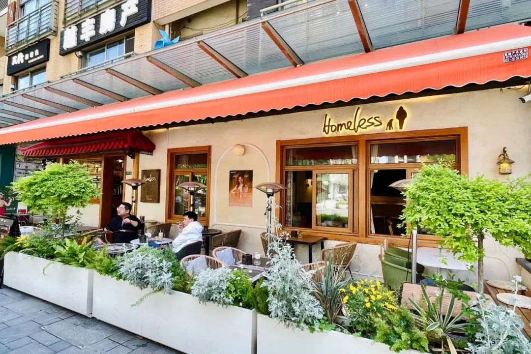 家门口的马路可以做出调性吗?Discus Mart、NEIWAI ACTIVE等入驻大学路 | iziRetail热点