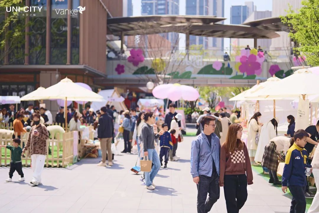 如何强化顾客粘性?这家上海商场开启一项“突破传统运营逻辑”的创新 | iziRetail热点