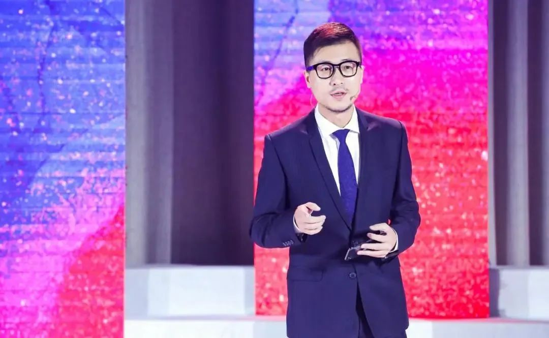 上半年商业地产圈39起高管变动:华润万象生活挖来重奢大佬,陈文博接班恒隆“掌门人”