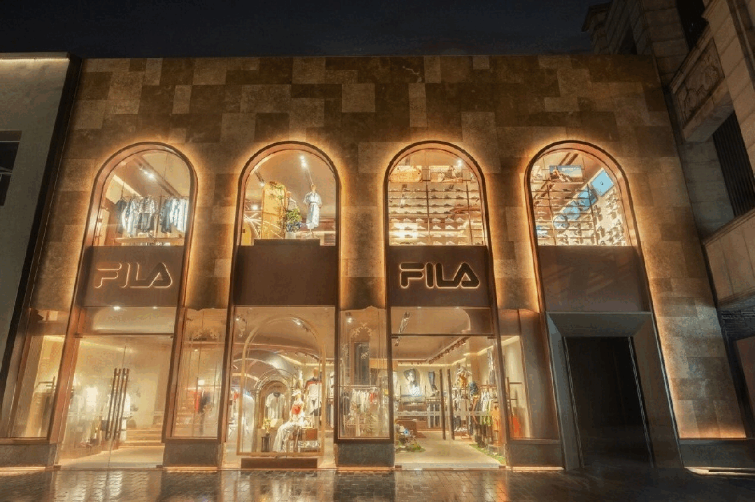 义乌天地、佛山金铂中心开业;中国首家LV巧克力专门店落地上海;4只消费公募REITs发布Q2业绩...| 赢商周报