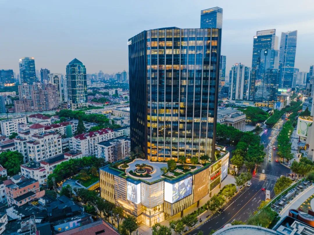 锦沧文华广场SUNSET PUNCH周年庆典诠释“精致、潮奢” | iziRetail热点