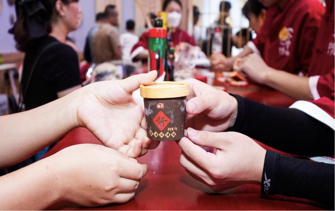 酱油冰淇淋快闪店？海天味业又出奇招