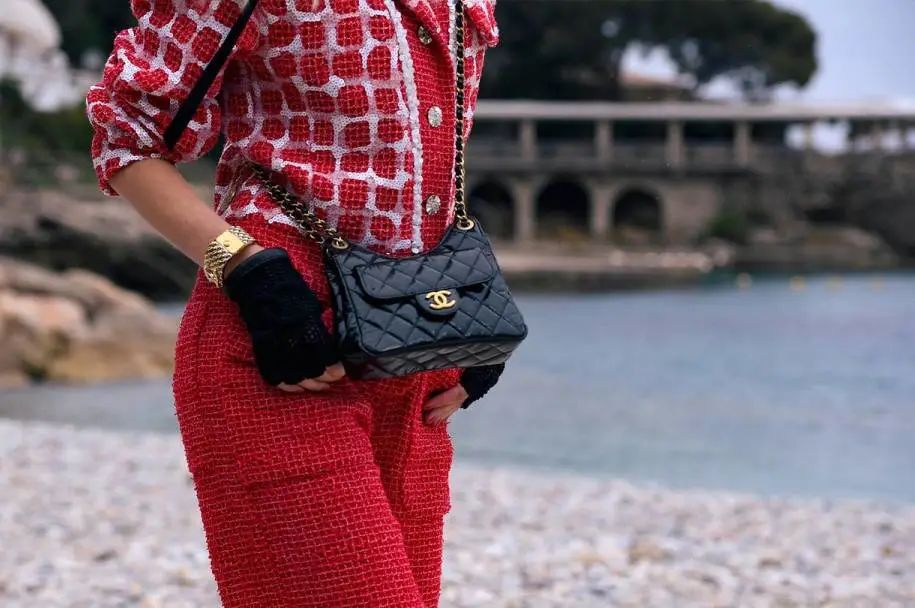 时评 | 少点两片午餐肉，多买一个香奈儿