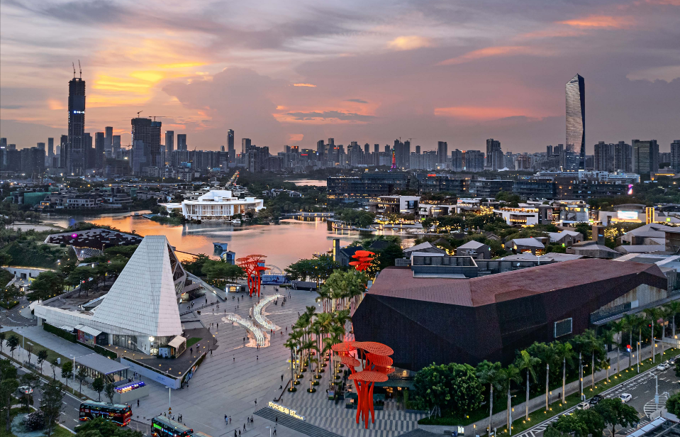 从顺德欢乐海岸PLUS成功出圈，看华侨城商业旗舰品牌的迭代升级