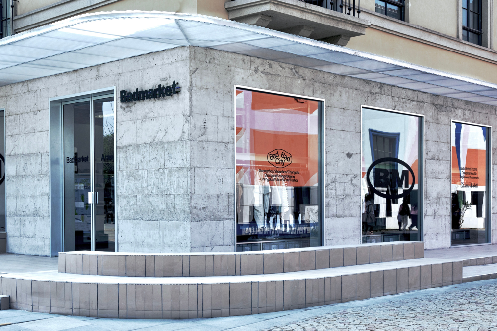 国风茶赛道变天：茶颜悦色丢了第一，怪不得霸王茶姬