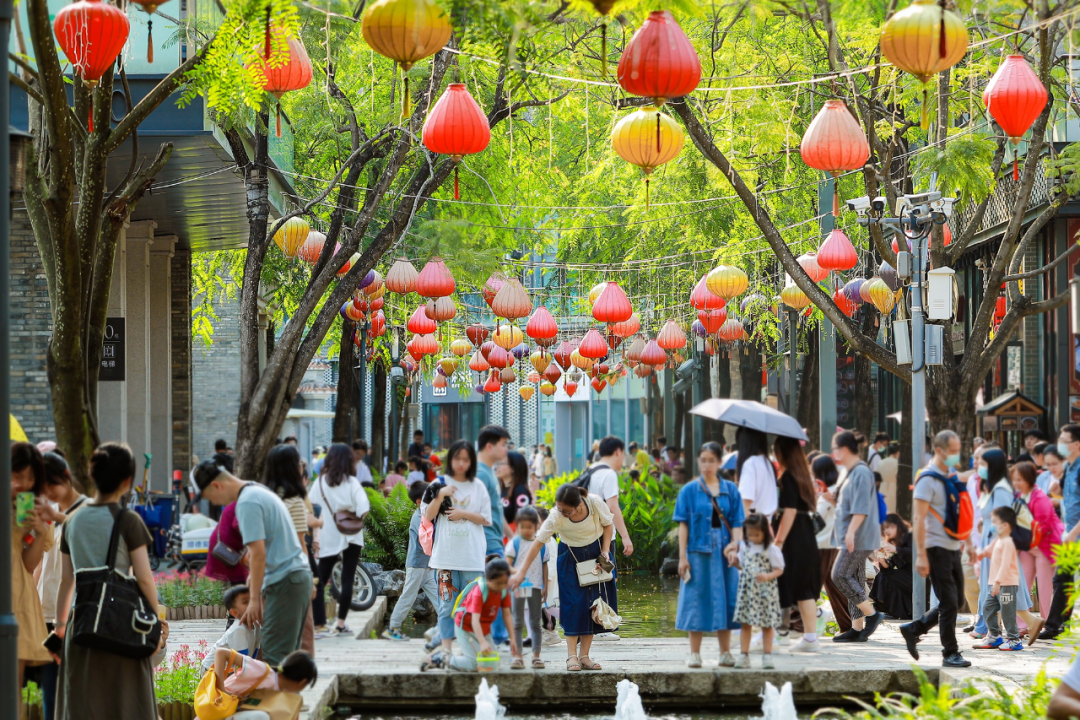 从顺德欢乐海岸PLUS成功出圈，看华侨城商业旗舰品牌的迭代升级