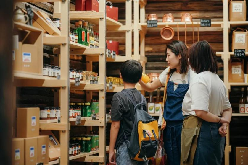 主理人品牌，“非标”商场标配？