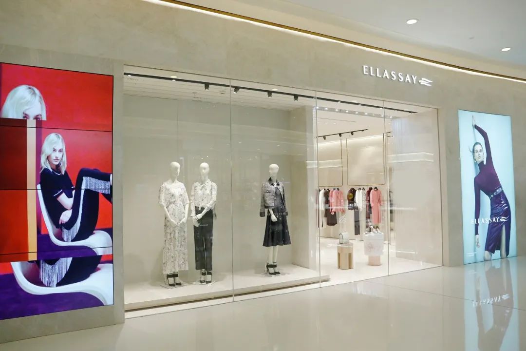 早报 | 上海恒隆去年下半年收入增长放缓；lululemon中国前高管加入迪卡侬；MICHAEL KORS发布新春短片