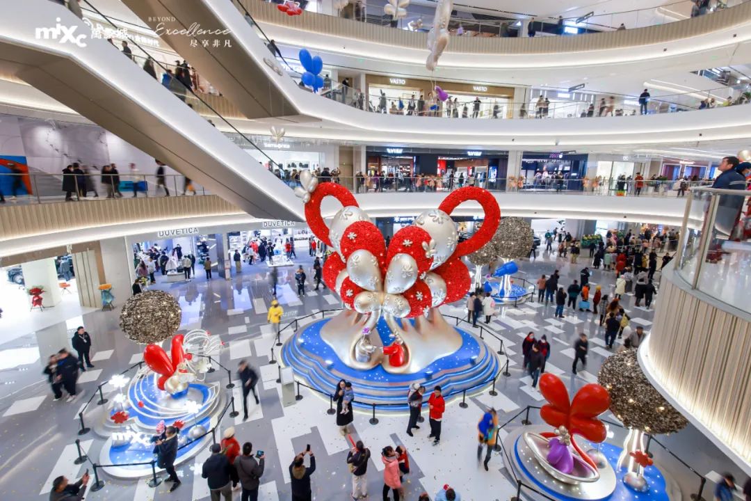 华润万象生活首家高化自营店开出，春城从此万象