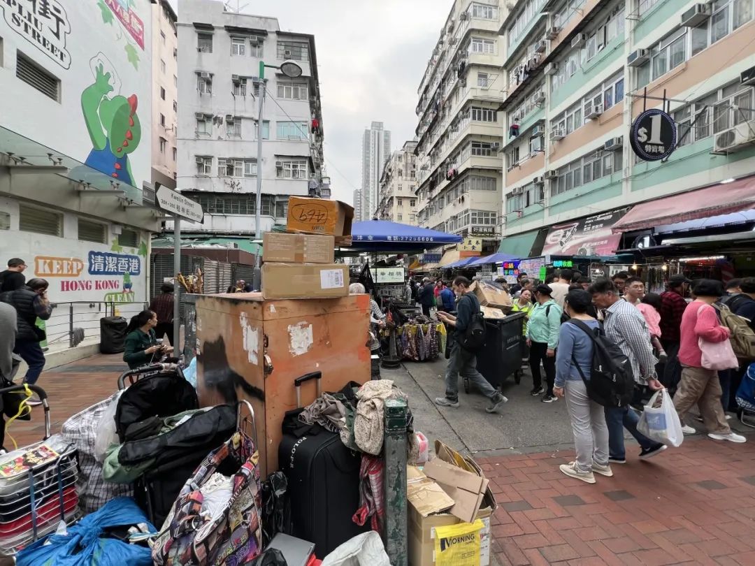 赴港游客，开始打卡“贫民窟”了