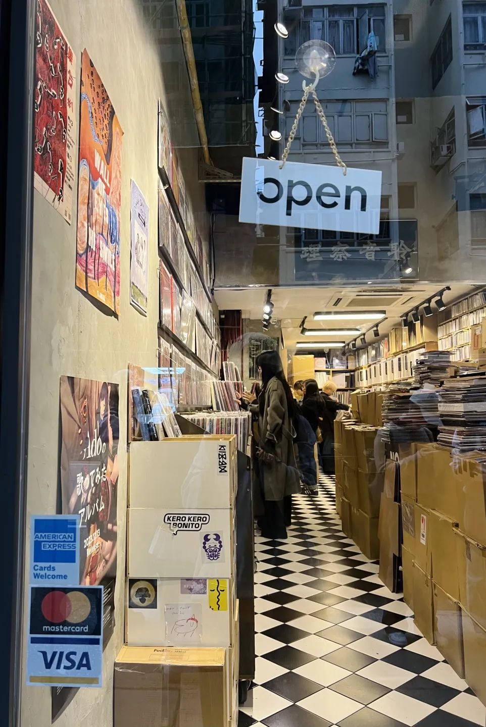 赴港游客，开始打卡“贫民窟”了