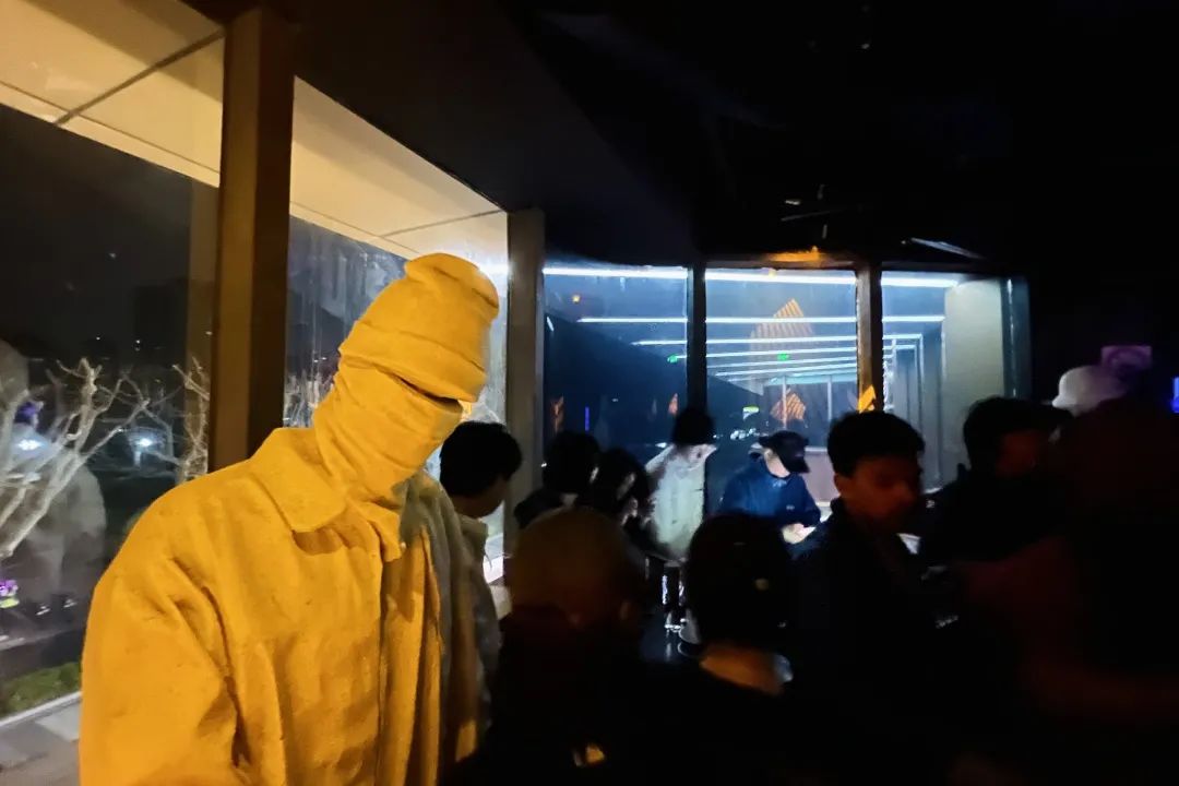 上海，正在流行“晚6早5”的生活模式