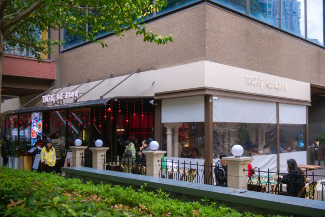 又改造又调整，瑞虹天地月亮湾大概想“重开”一次