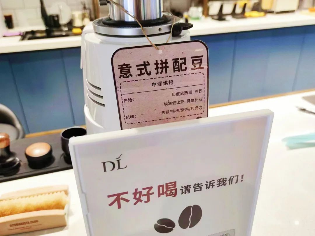 胖东来开咖啡店！这4个细节又赢了