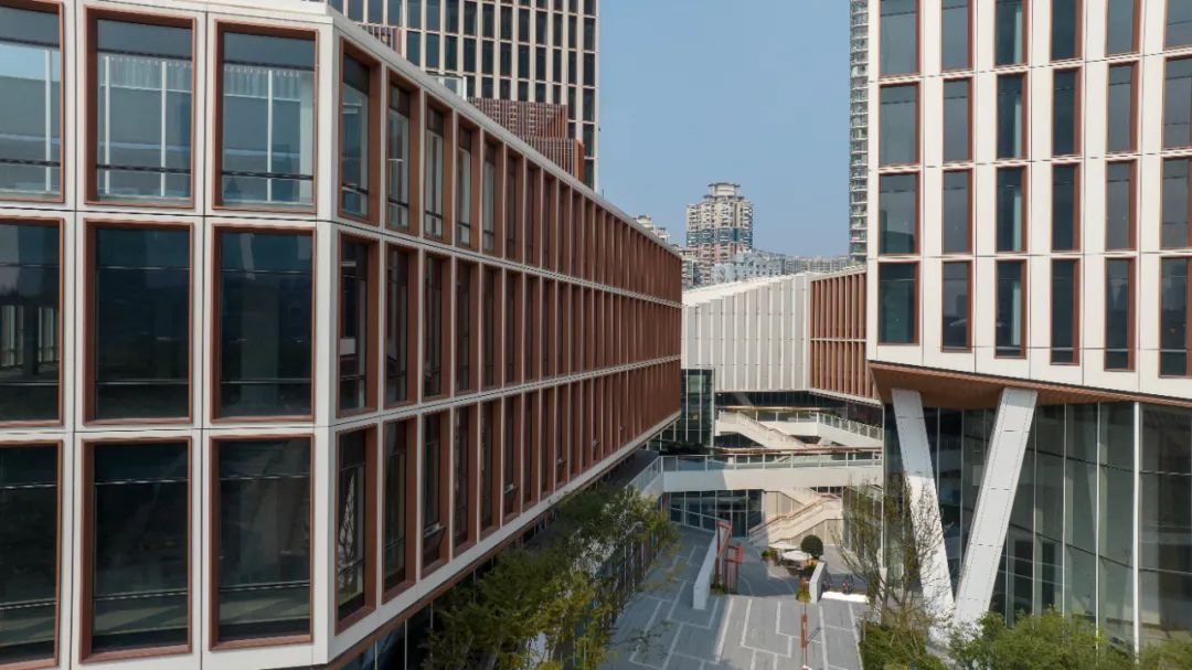 不到3万方却被米其林们「重仓」的商办商业，小而美也有大能量