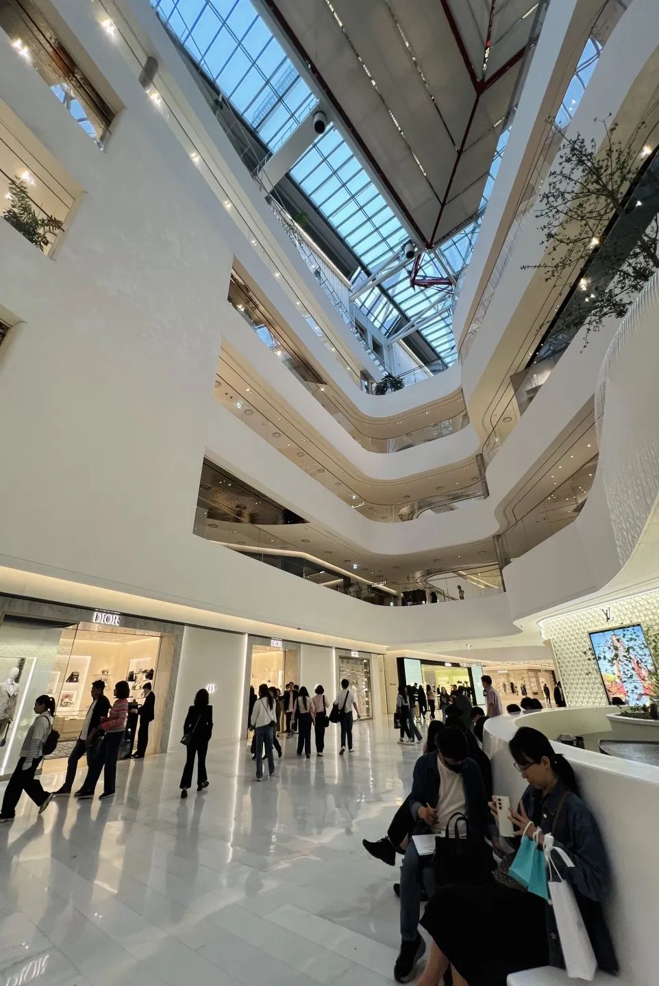 韩国商业，如何撬动MZ世代？