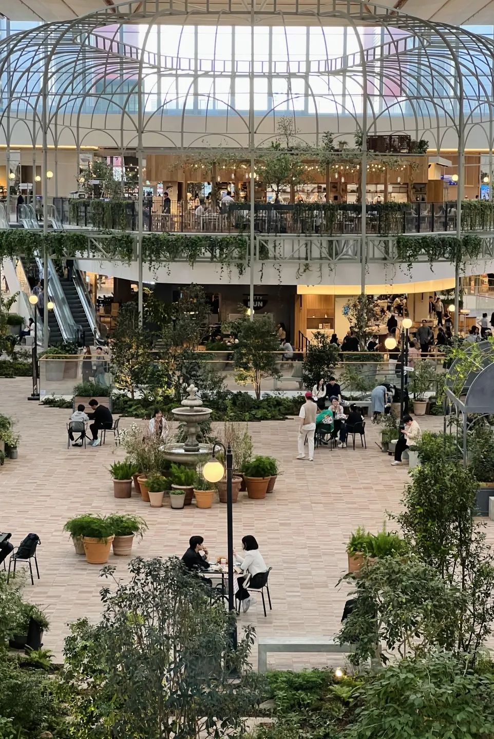 韩国商业，如何撬动MZ世代？