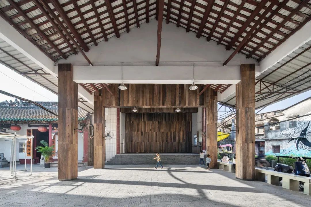 谈及「城市更新」的时候，我更希望是「保育活化」