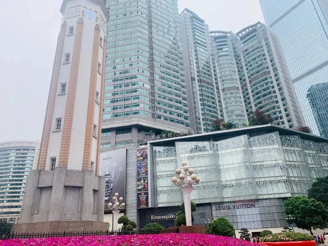 1300平双层大店！LV抄底香港时代广场？