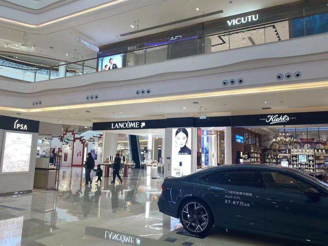 青岛崂山商圈5大商业项目现状：冰火两重天！