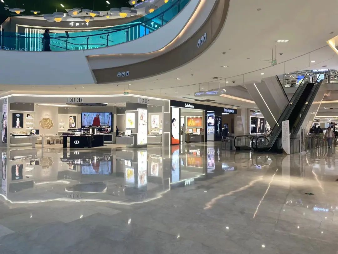 青岛崂山商圈5大商业项目现状：冰火两重天！