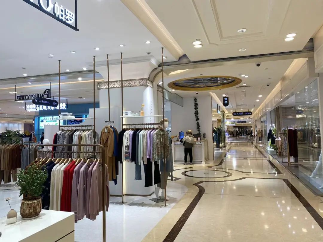 青岛崂山商圈5大商业项目现状：冰火两重天！