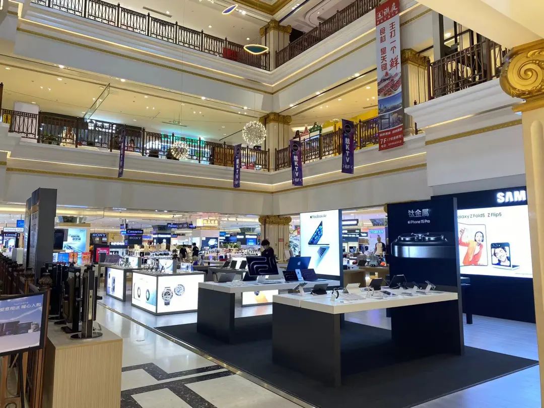 青岛崂山商圈5大商业项目现状：冰火两重天！