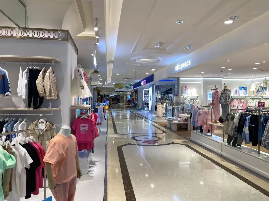 青岛崂山商圈5大商业项目现状：冰火两重天！