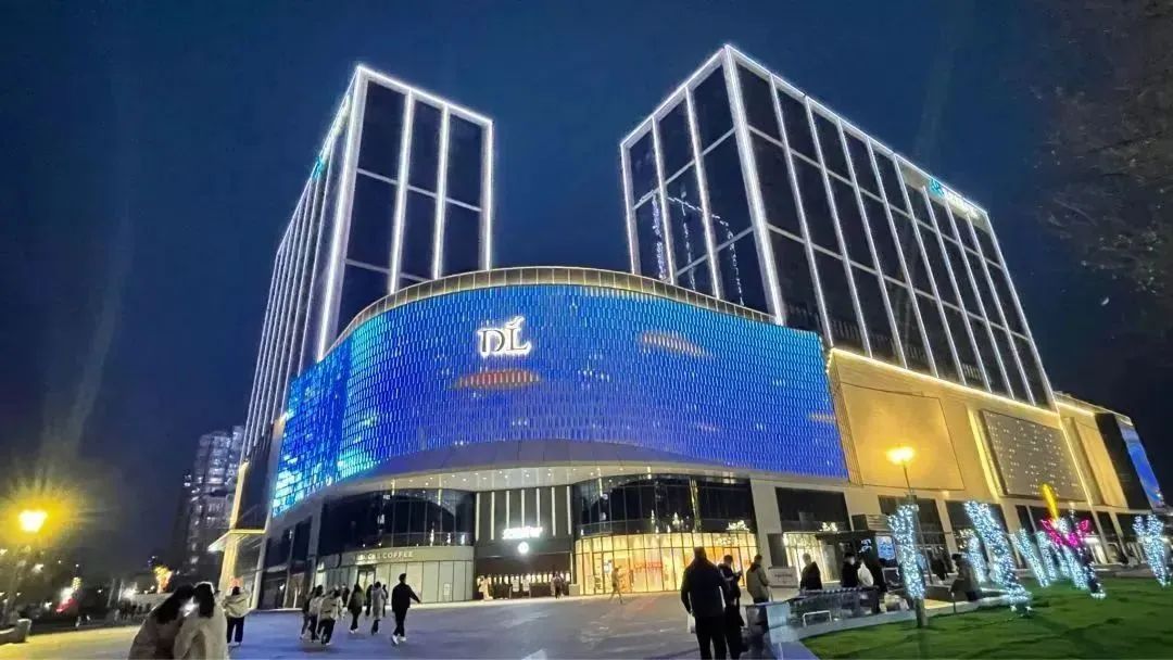 步步高死里逃生，但活不成胖东来