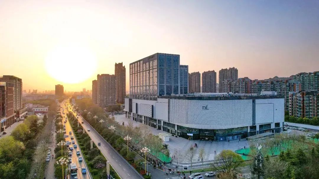 步步高死里逃生，但活不成胖东来