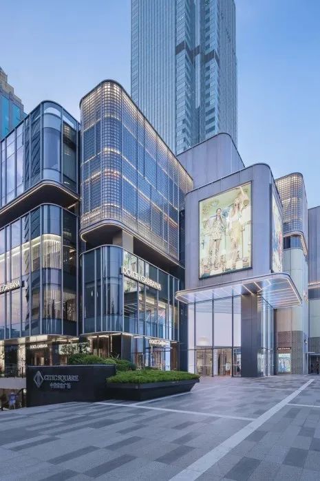 3月, 关上灯, 点亮商业中的可持续希望