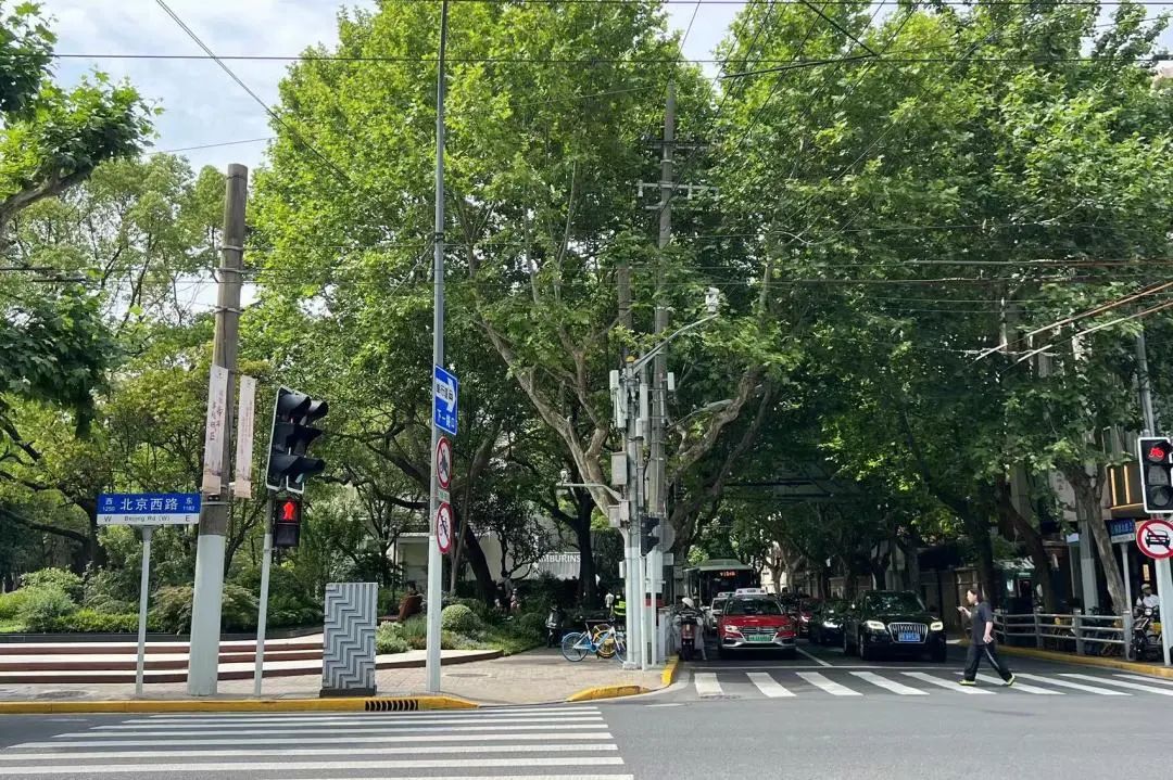破解消费市场的“外来者”