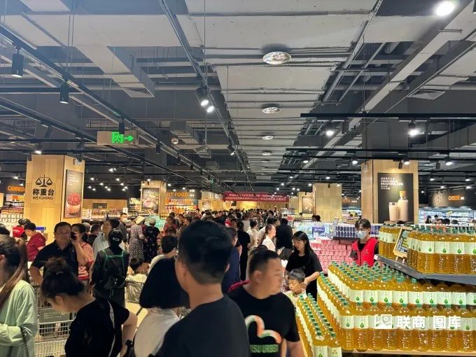 胖东来调改永辉首店亮相，新增商品占比达80%