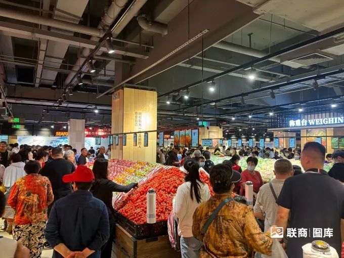 胖东来调改永辉首店亮相，新增商品占比达80%