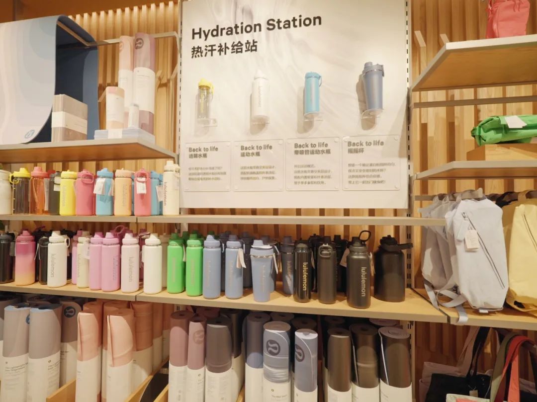 lululemon北京最大门店开业，但国内的中产女孩也不够用了