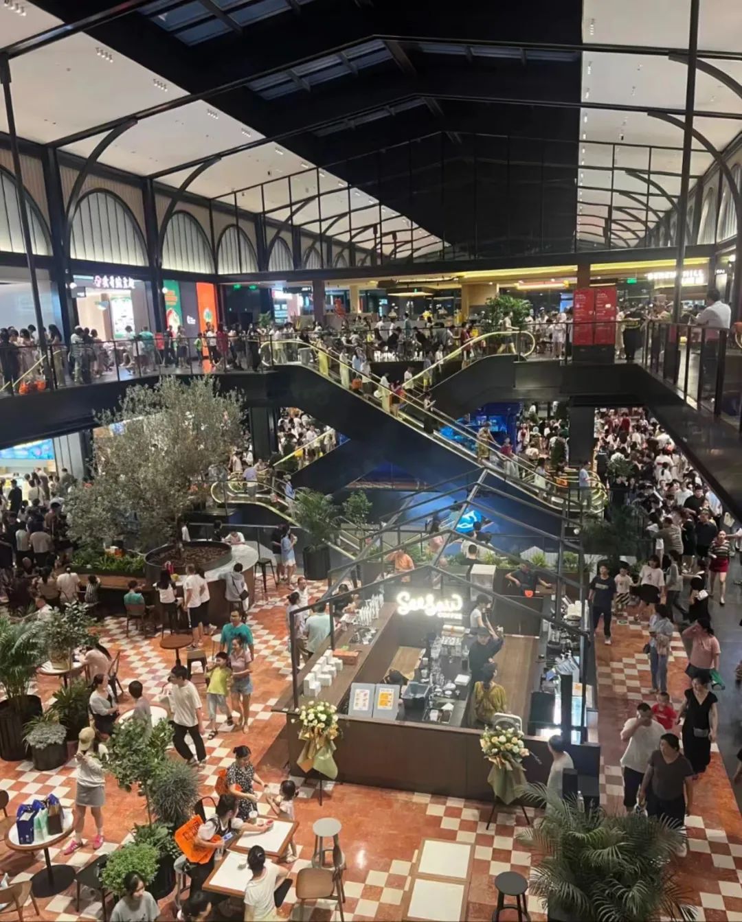 加得 | 华润又一非标商业—义乌天地，人气爆棚：“义乌科文特花园”、“鸡毛换糖”...看点十足