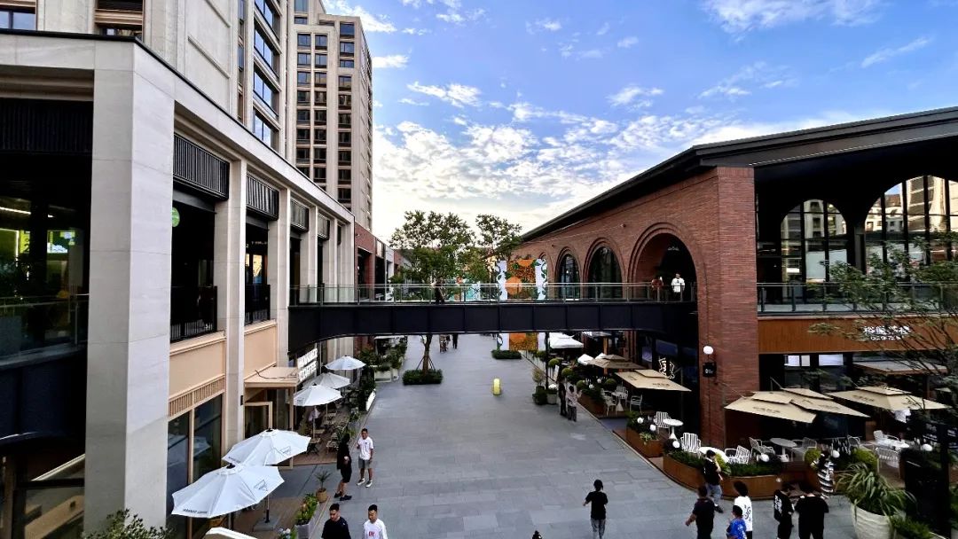 加得 | 华润又一非标商业—义乌天地，人气爆棚：“义乌科文特花园”、“鸡毛换糖”...看点十足