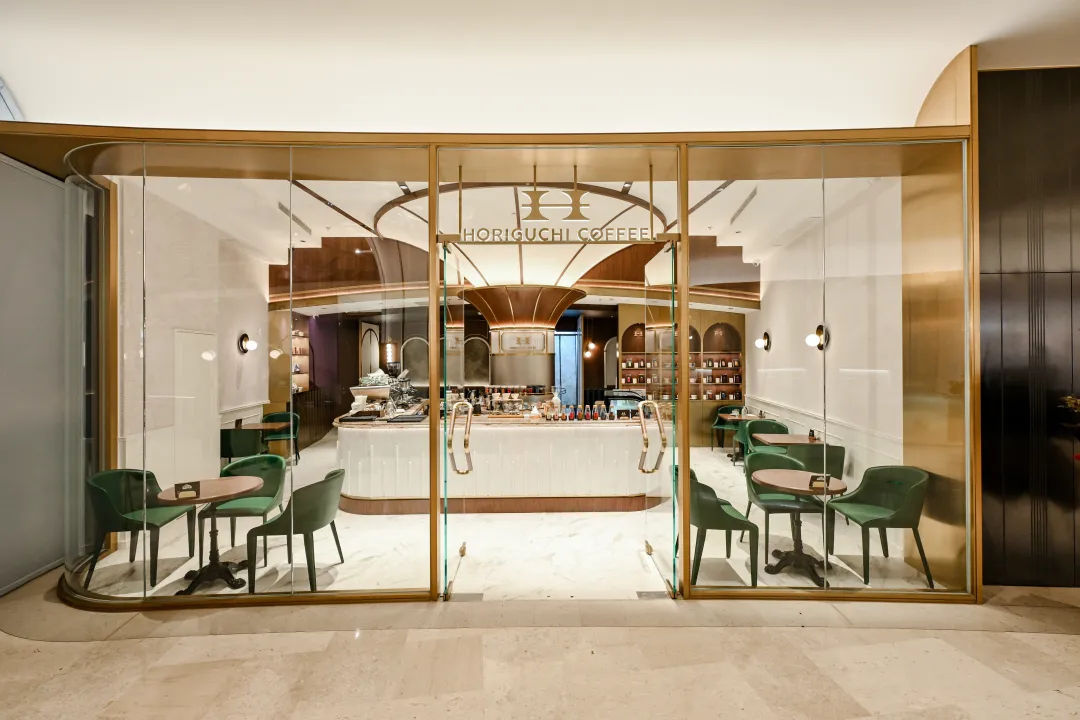 上海7-8月市场报告：40个商业项目有630余家品牌调整动态｜iziRetail热点