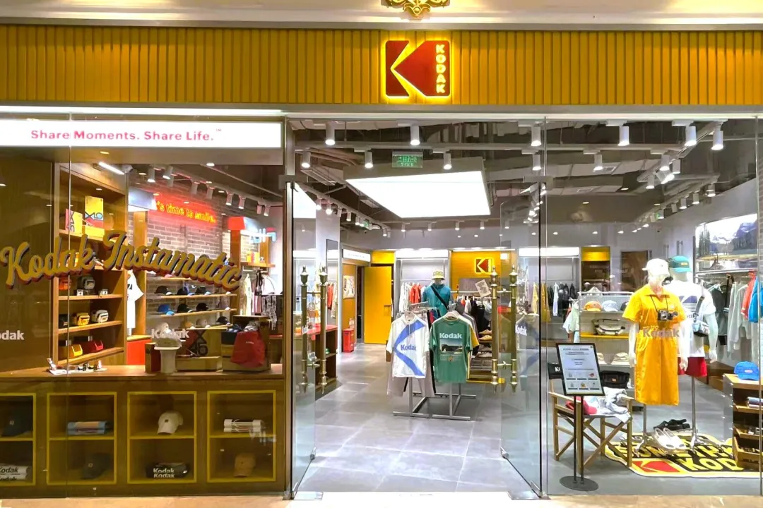 上海7-8月市场报告：40个商业项目有630余家品牌调整动态｜iziRetail热点