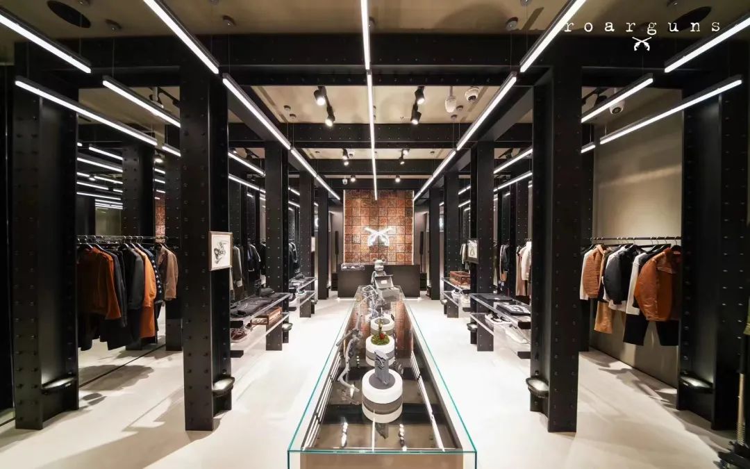 上海7-8月市场报告：40个商业项目有630余家品牌调整动态｜iziRetail热点